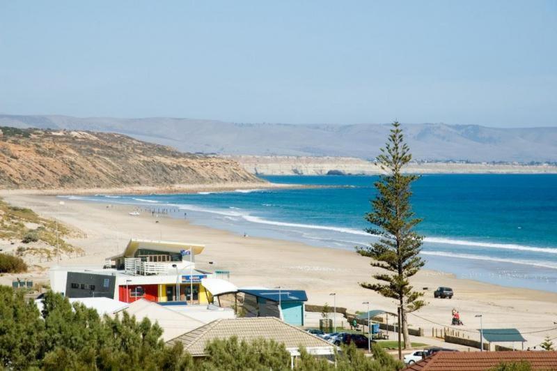 Moana Beach Tourist Park Екстер'єр фото