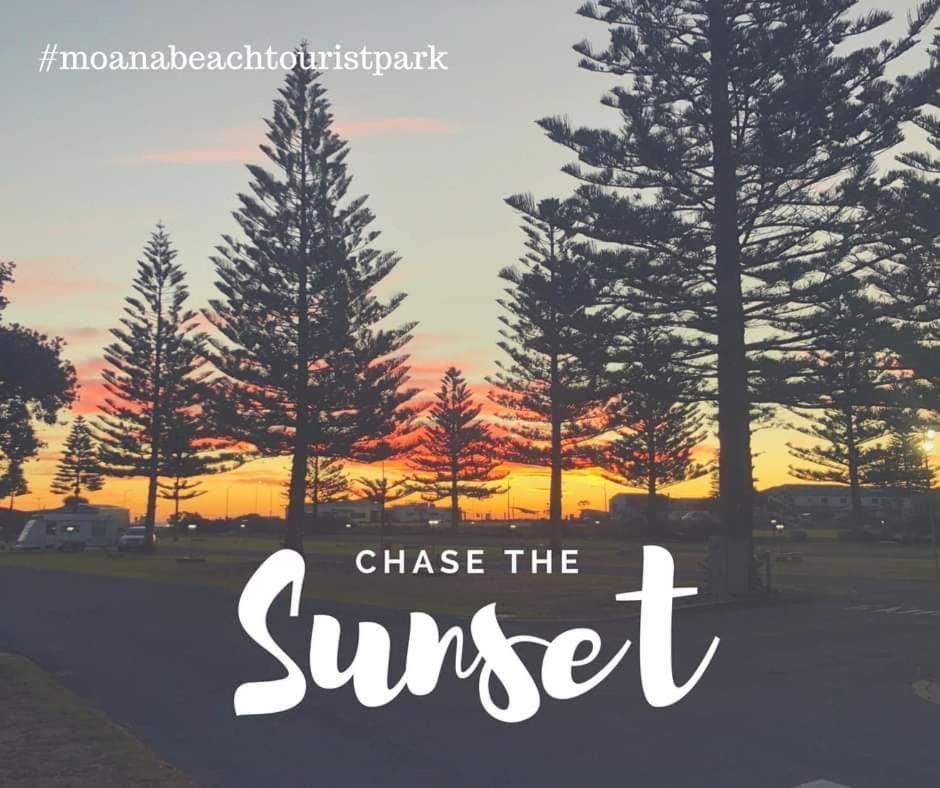 Moana Beach Tourist Park Екстер'єр фото